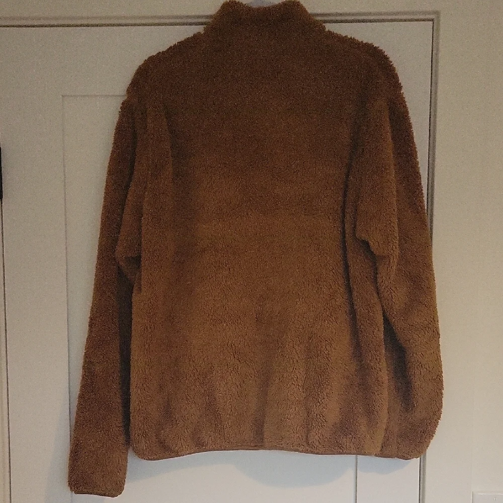 Uniqlo Cozy Brown Fleece Outerwear - Picture 4 of 4